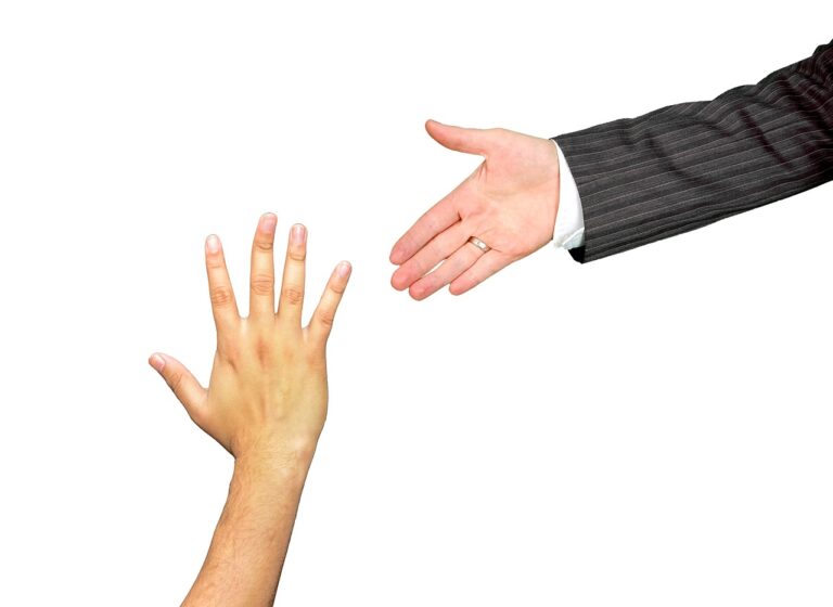 The Evolution of Social Commerce: Opportunities for Businesses